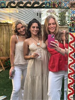 Meet your Posher, Arianna